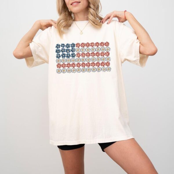 American Flag, Flowers, Red_White Blue, Floral, Patriotic, Independence Day, 1776, USA, Tshirt, Women's, Comfort Colors Tee Cotton Top - Image 3
