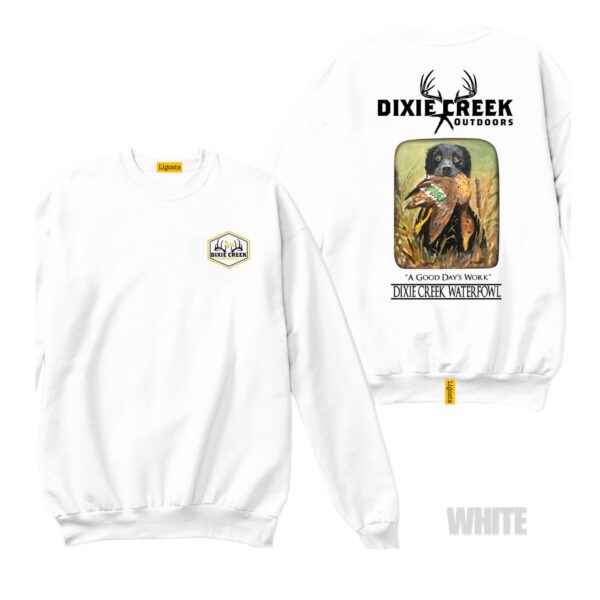 Ligosta Dixie Creek, Wildlife Collection Sweatshirt, Unisex Sweatshirt Featuring Black Lab With Duck, Perfect For Hunting Enthusiasts 023 - Image 3