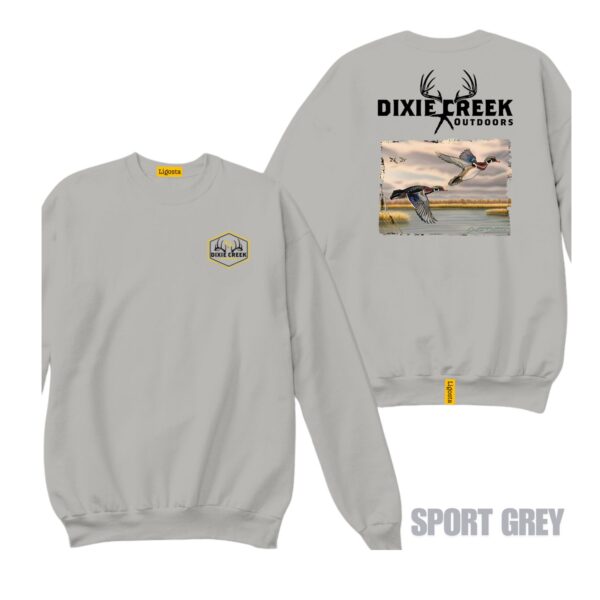 Ligosta Dixie Creek, Wildlife Collection Sweatshirt, Unisex Sweatshirt Featuring Flying Wood Ducks, Perfect For Waterfowl Hunters 026 - Image 5